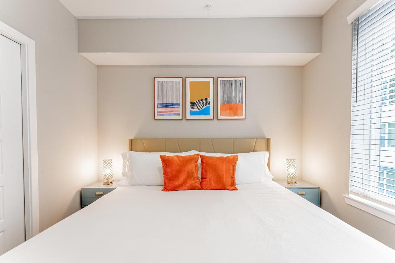 Upscale Modern Apts - Free Parking, Fast Wifi, Courtyard Διαμέρισμα Όστιν Εξωτερικό φωτογραφία