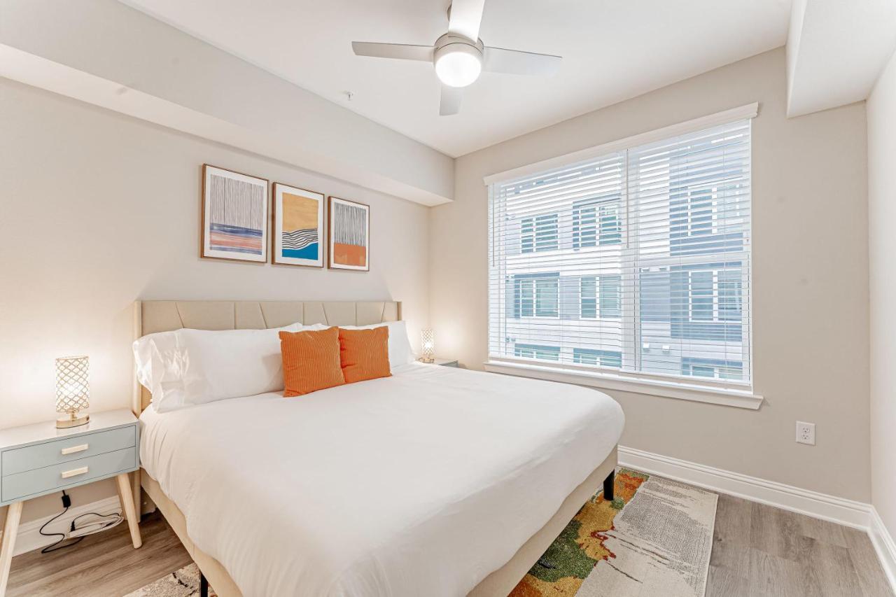 Upscale Modern Apts - Free Parking, Fast Wifi, Courtyard Διαμέρισμα Όστιν Εξωτερικό φωτογραφία