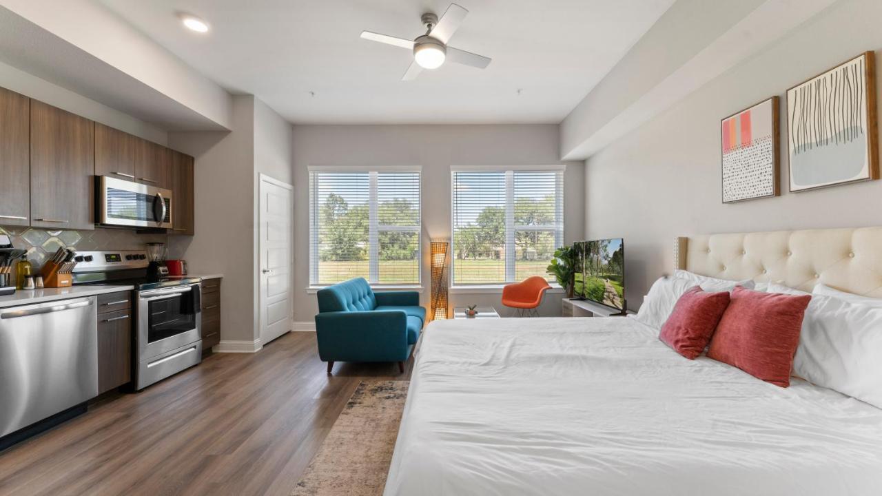 Upscale Modern Apts - Free Parking, Fast Wifi, Courtyard Διαμέρισμα Όστιν Εξωτερικό φωτογραφία